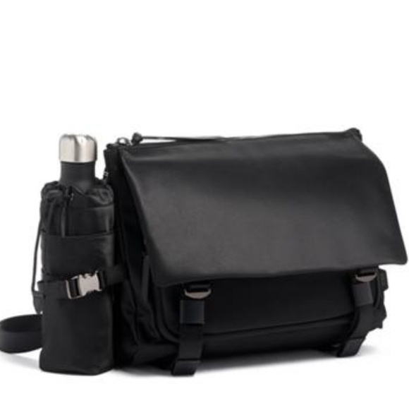 Meet your Posher, DesigningRia - Picture 5 of 11